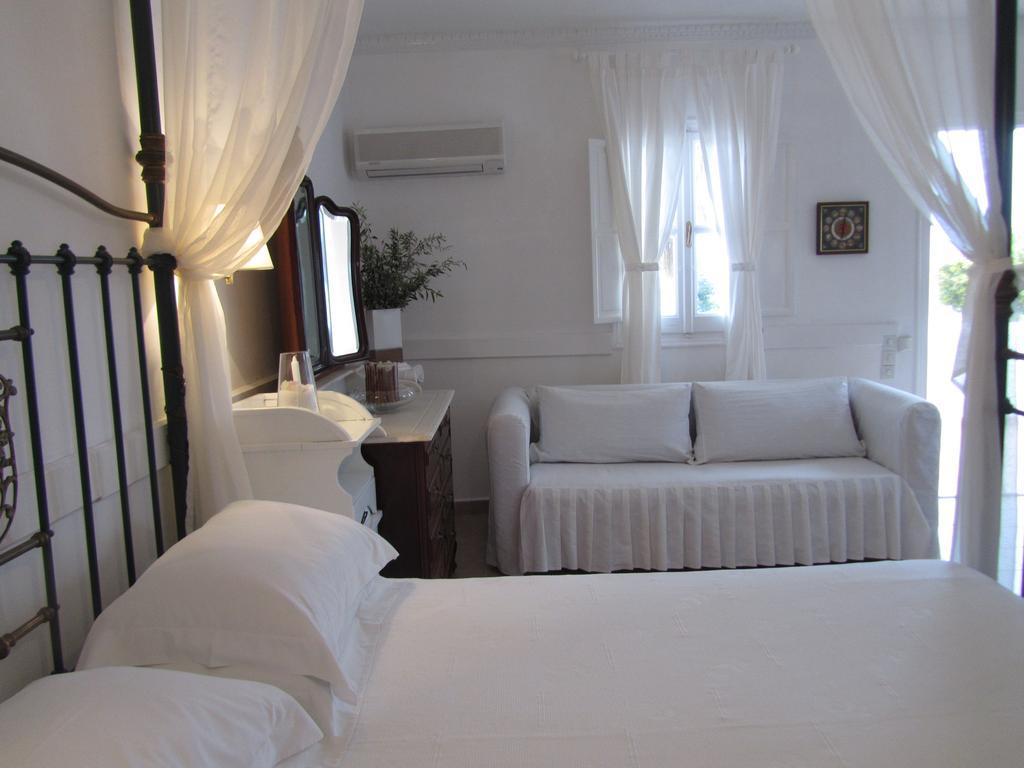 Porto Scoutari Romantic Hotel Skála Exterior foto